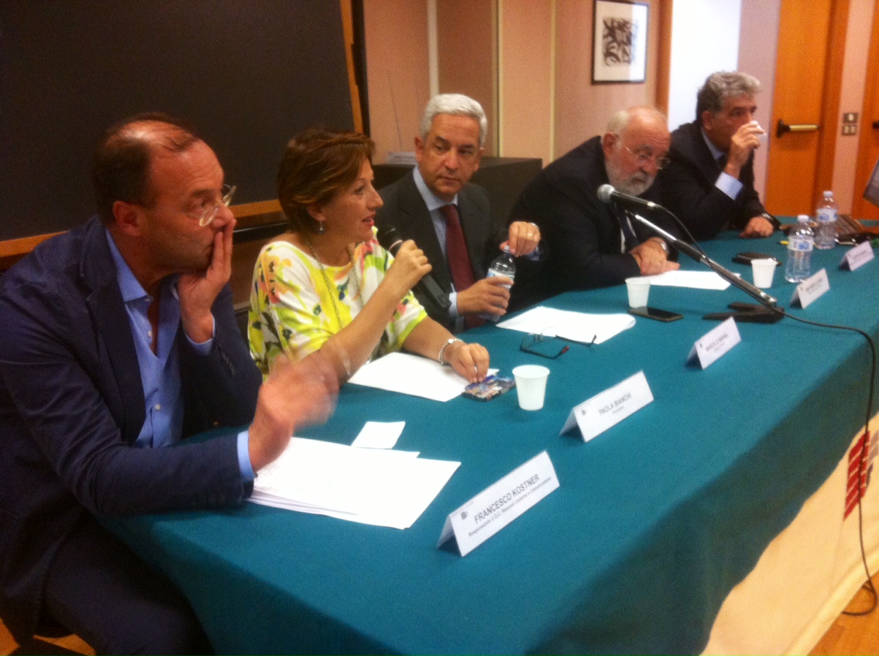 Conferenza Stampa Descrizione